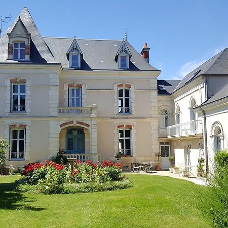 La Roseraie Neuville-de-Poitou Екстер'єр фото